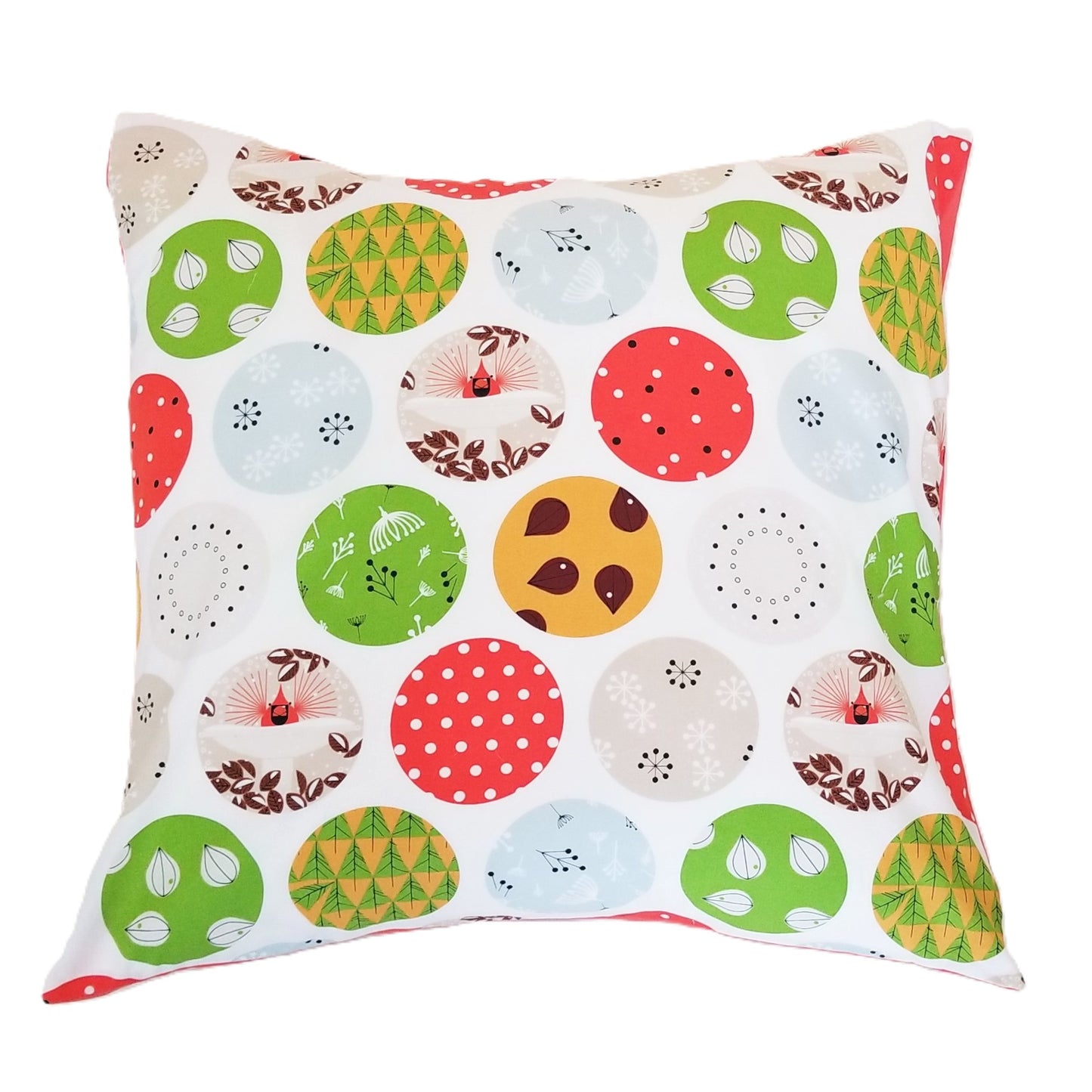 Holiday & Christmas Accent Pillow Covers in Assorted Cardinal Prints