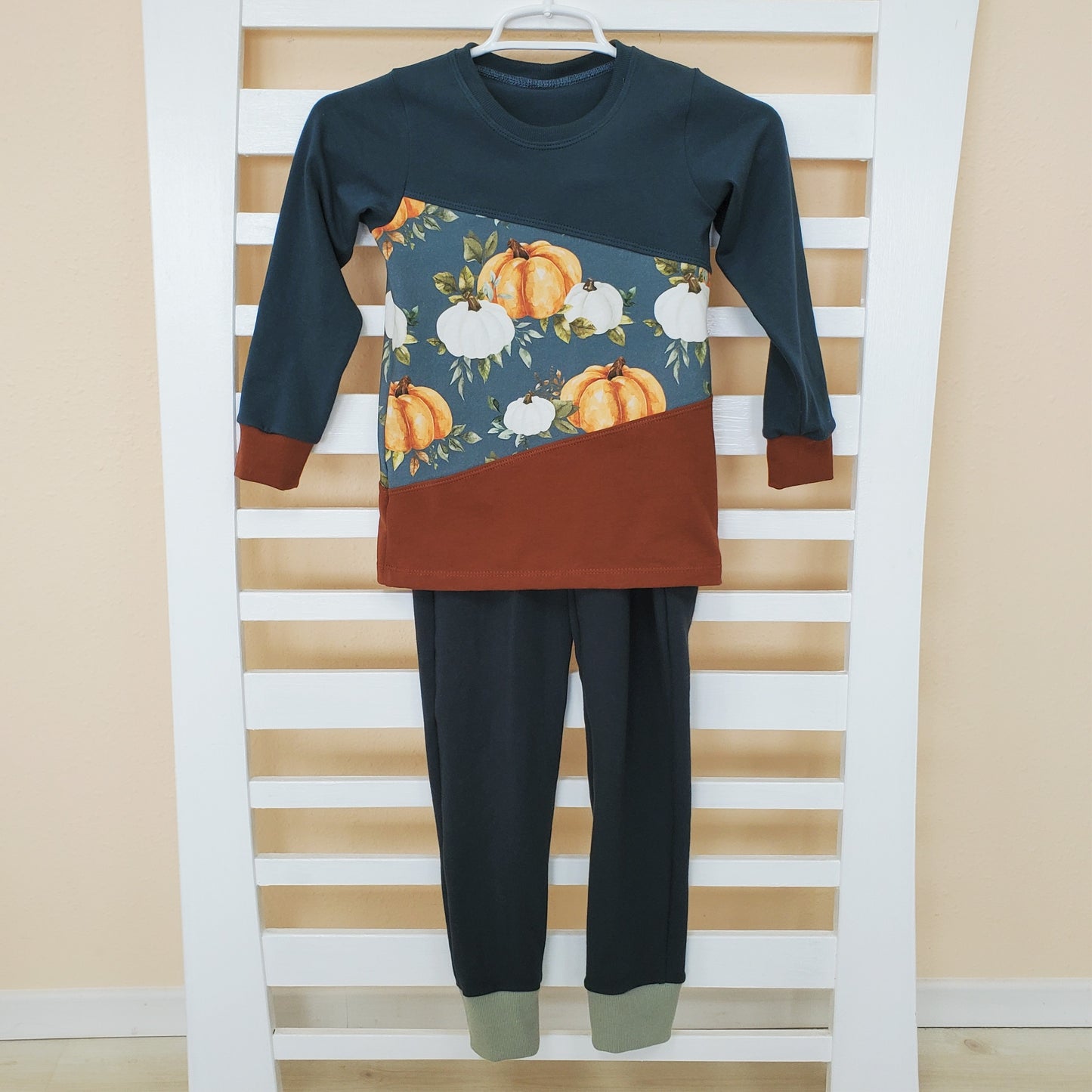 Pumpkin Kid's Clothing Set in Organic Cotton