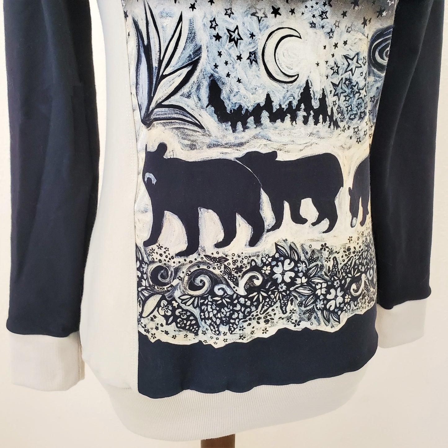 Pullover Knit Top with Bears in Organic Cotton