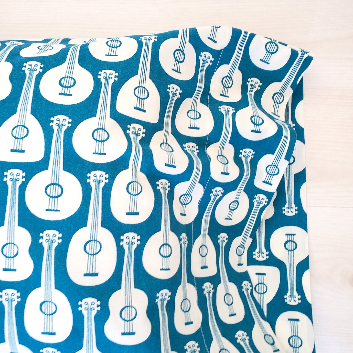 Guitar Toddler and Travel Pillowcase in Organic Cotton