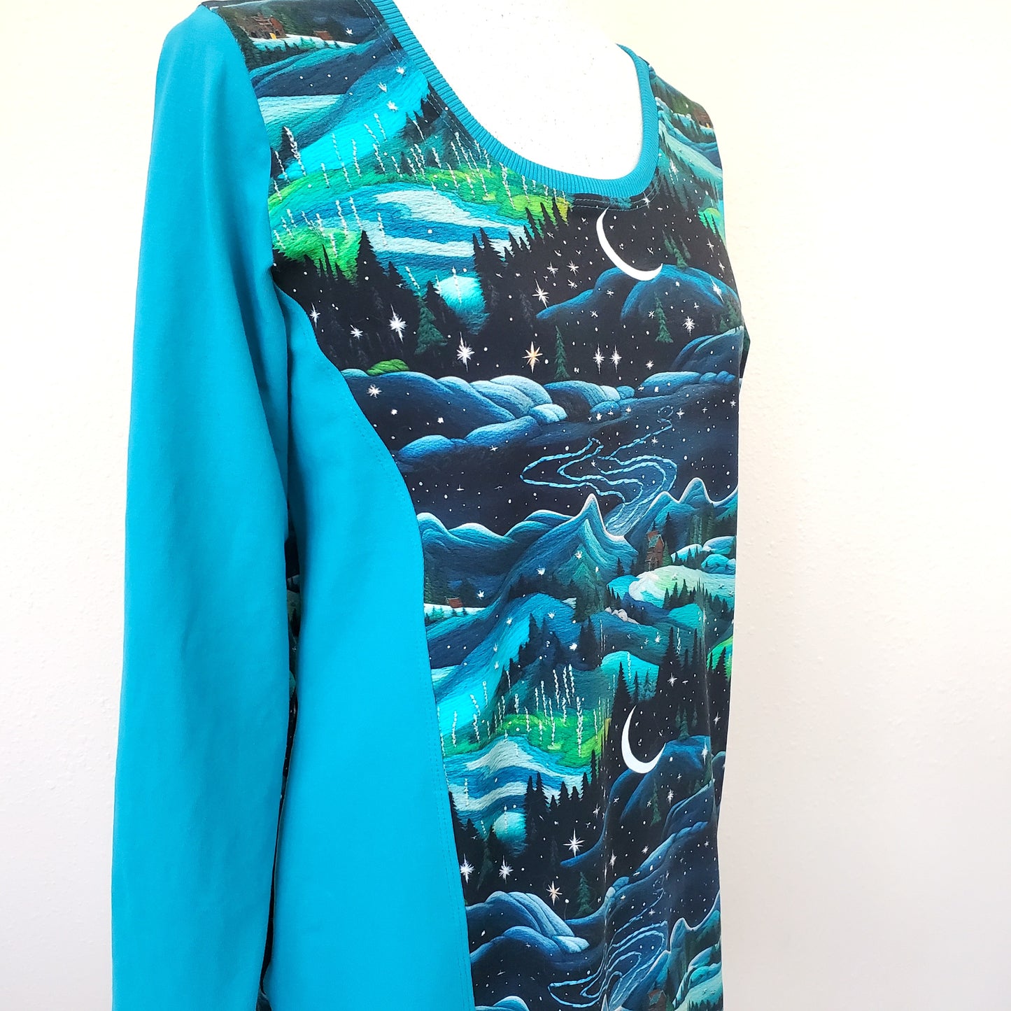 Snowy Forest Tunic for Women in Organic Cotton Jersey