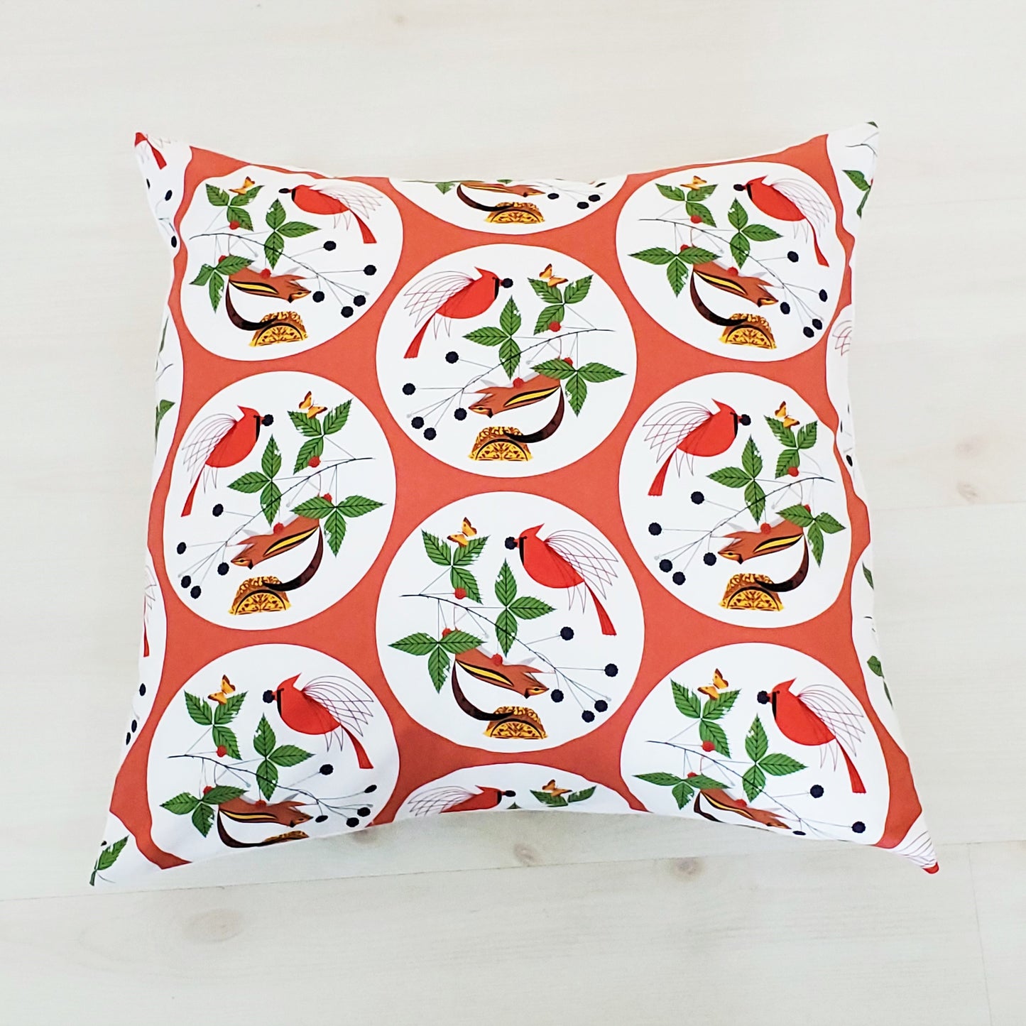 Holiday & Christmas Accent Pillow Covers in Assorted Cardinal Prints
