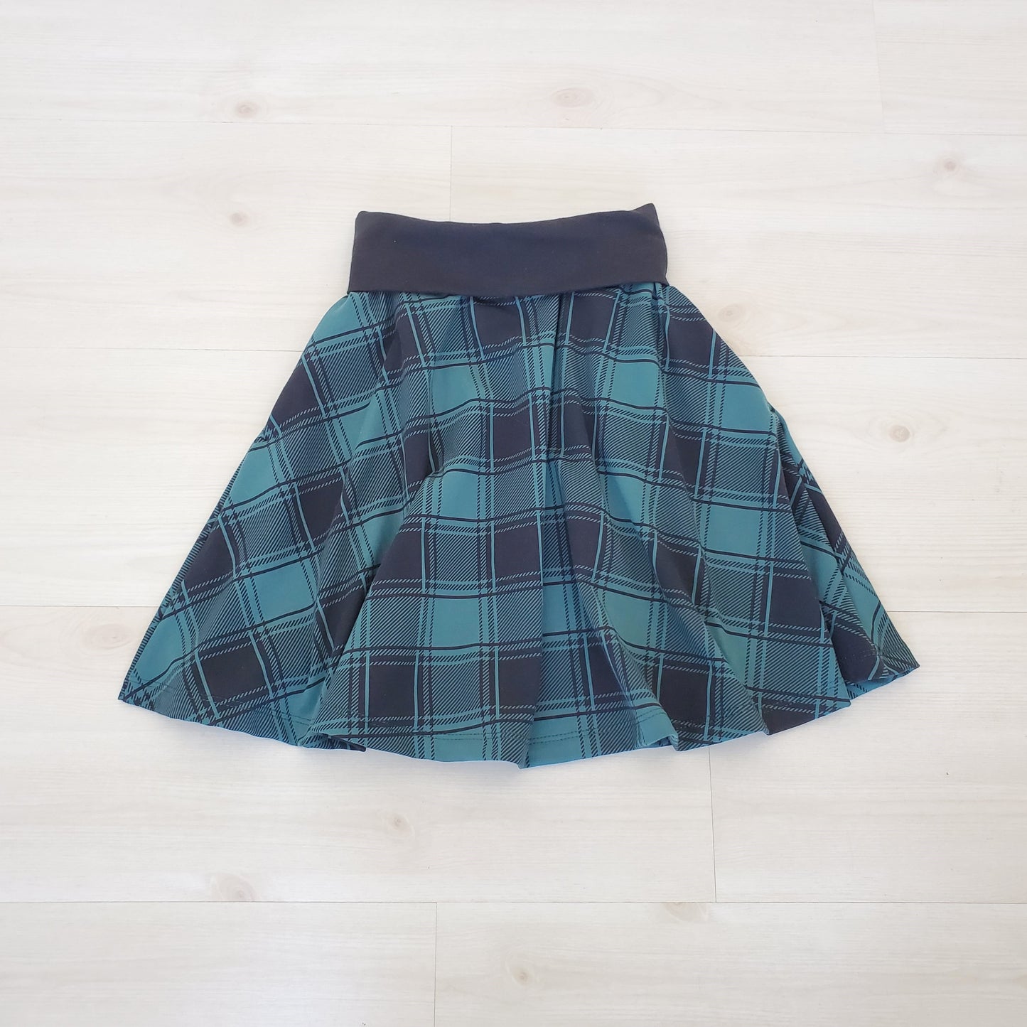 Girl's Green Plaid Circle Skirt in Organic Cotton