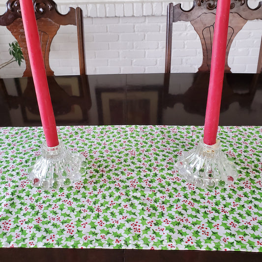 Christmas Table Runner in Holly Print Organic Cotton