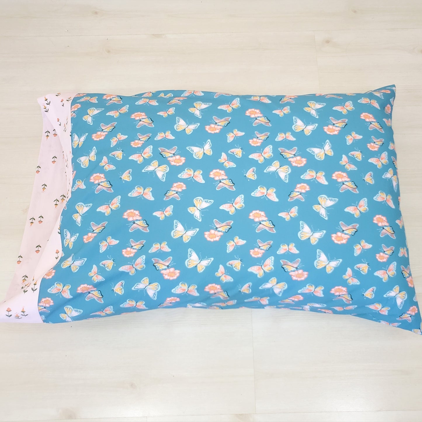 Organic Cotton Pillowcases in Butterfly Print