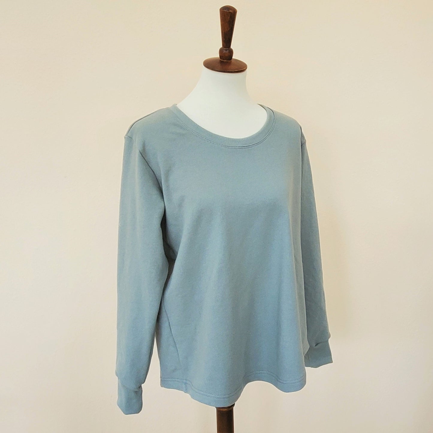 Women's Pullover in Organic French Terry