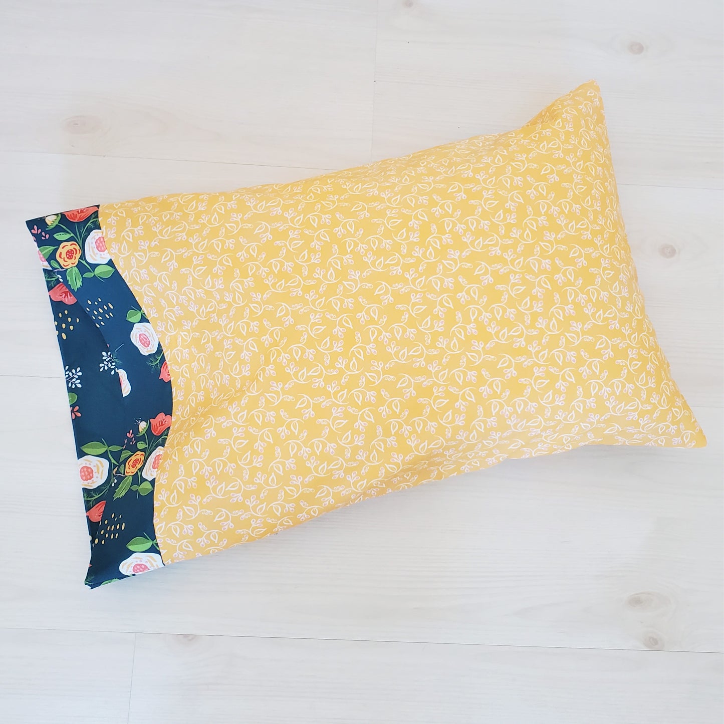 Organic Cotton Pillowcases in Orange Vine Print